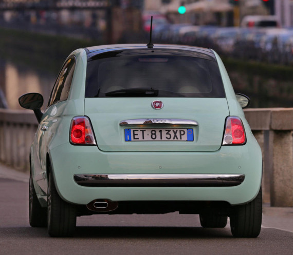 Объявлены цены на обновленный Fiat 500 2015 в России