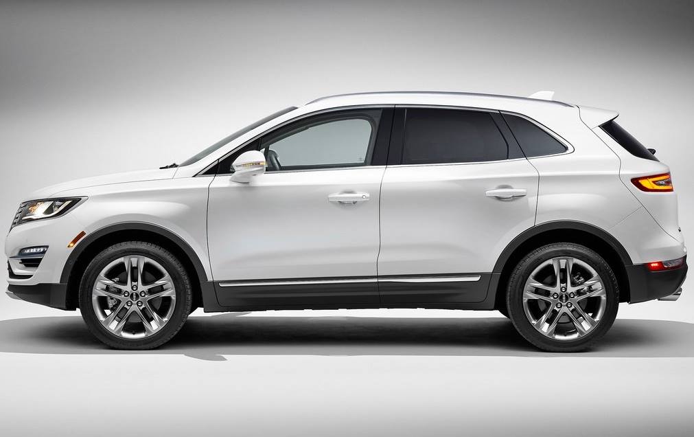 Серийный Lincoln MKC 2014