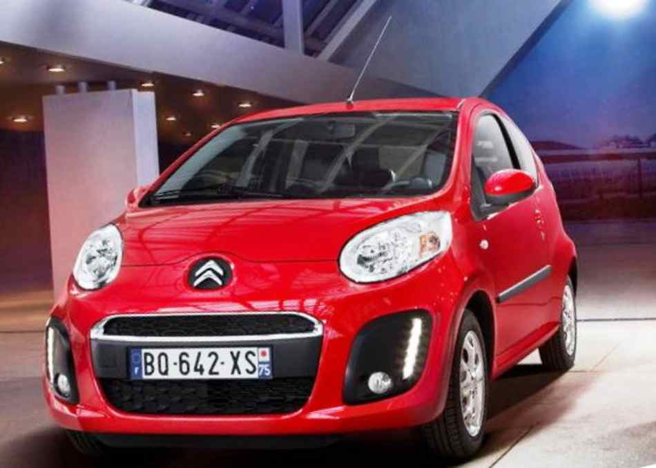 Новые Peugeot 107 и Citroen C1 2012 года: фото, видео, характеристики