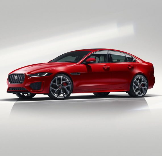 В России начались продажи нового Jaguar XE 2019 – 2020