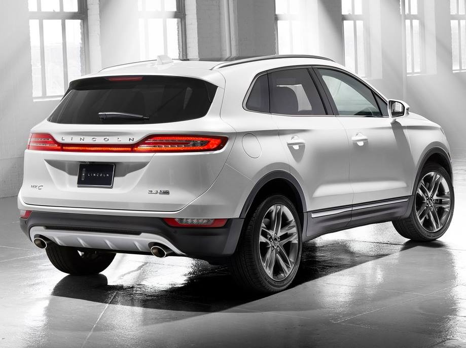 Серийный Lincoln MKC 2014