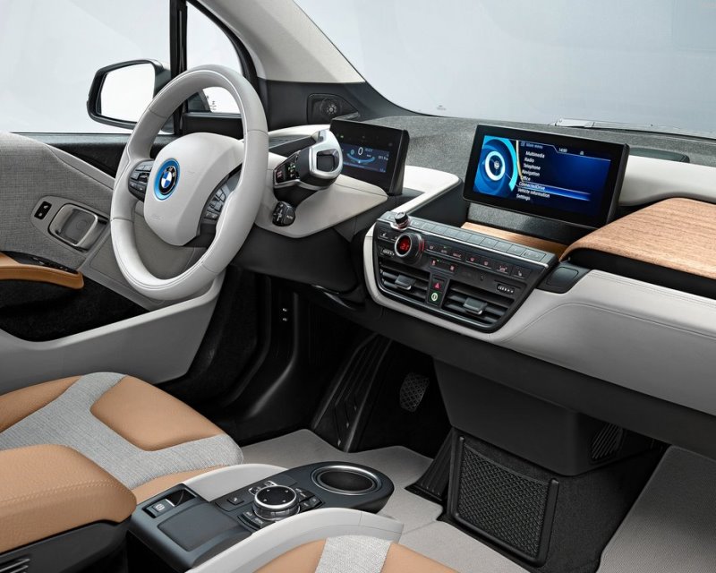 Серийная версия электромобиля BMW i3