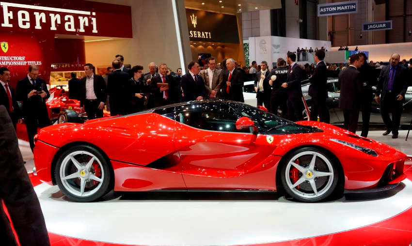 Суперкар Ferrari LaFerrari 2014