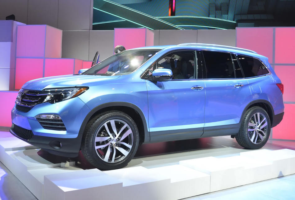 Новая Honda Pilot 2016 в России (цена, фото)