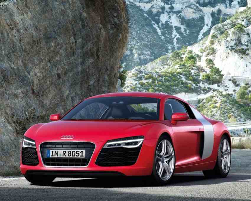 Российские цены на Audi R8 2015 года