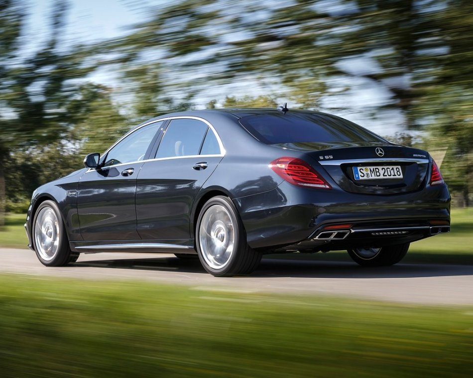 Мощный Mercedes-Benz S65 AMG 2014