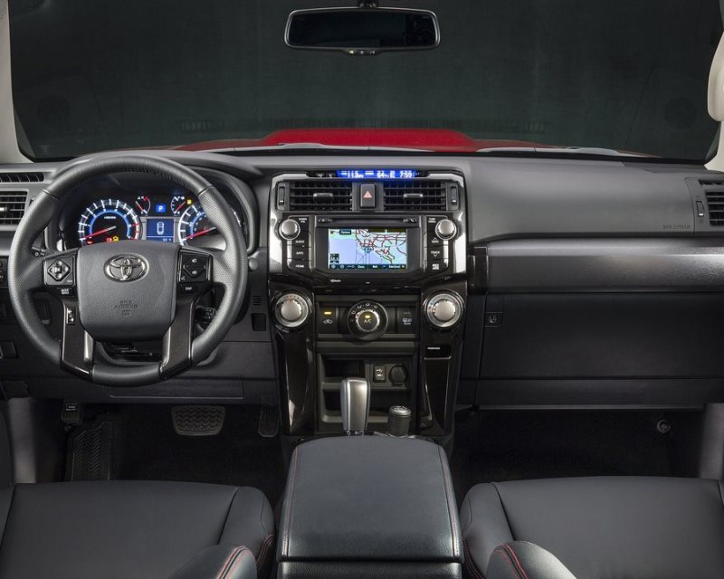 Toyota 4Runner 2014: цена, фото, характеристики