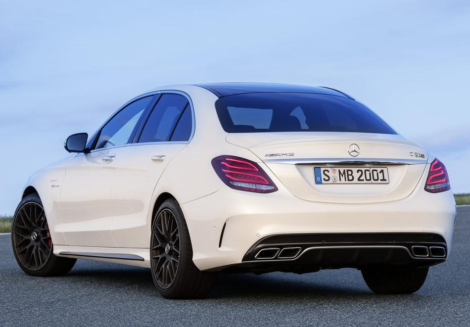 Новые седан и универсал Mercedes-Benz C63 AMG 2015