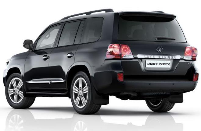 Цены на Toyota Land Cruiser 200 в 2013 году