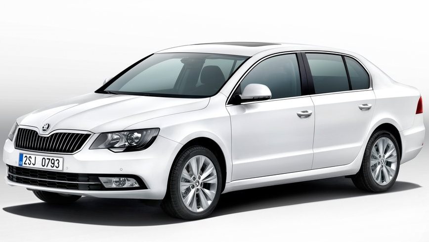 Седан и универсал Skoda Superb 2014 года