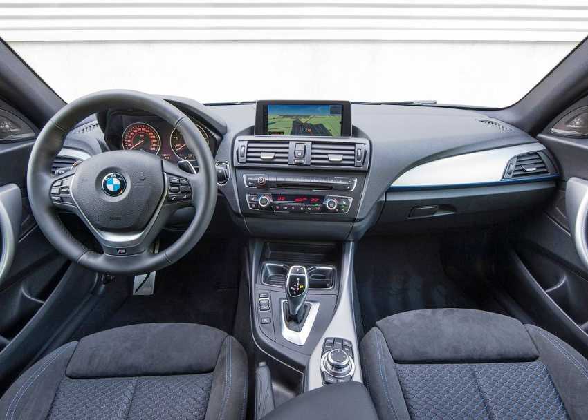 Цены на BMW 120d xDrive 2013 и M135i xDrive 2013 в России