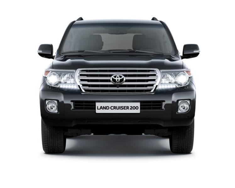 Цены на Toyota Land Cruiser 200 в 2013 году