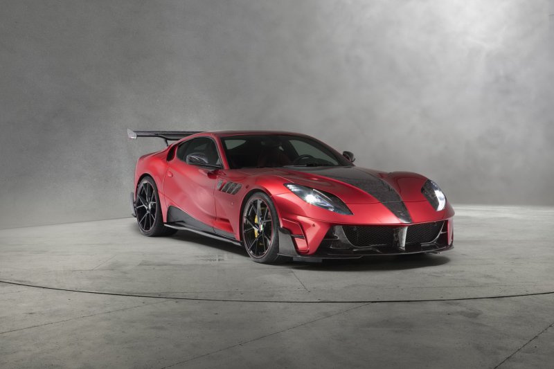 Ferrari 812 Superfast Stallone от Mansory