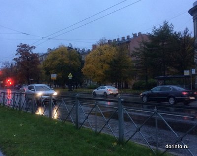 Спасатели предупреждают об усилении ветра в Петербурге и Ленобласти 