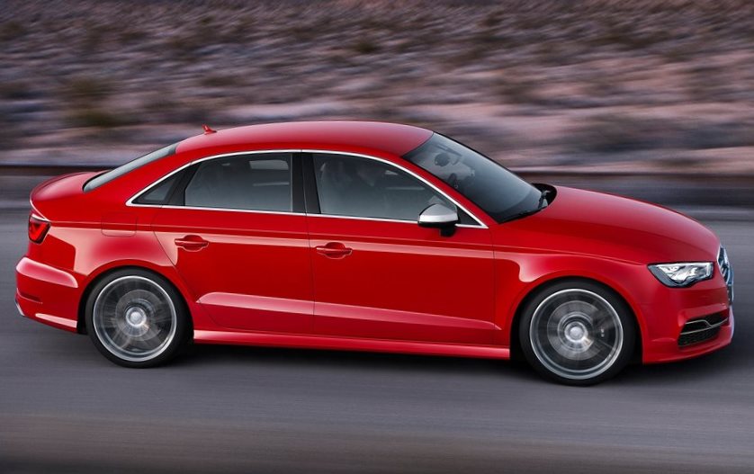 «Заряженный» Audi S3 Sedan 2014 модельного года