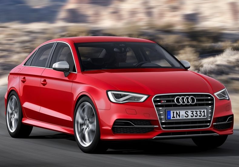 «Заряженный» Audi S3 Sedan 2014 модельного года