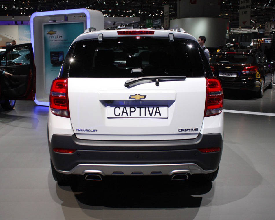 Цены на Chevrolet Captiva 2014 в России