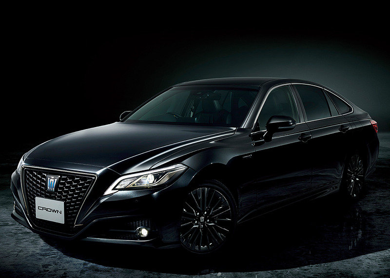 Новый спортивный Toyota Crown Sport Style 2020