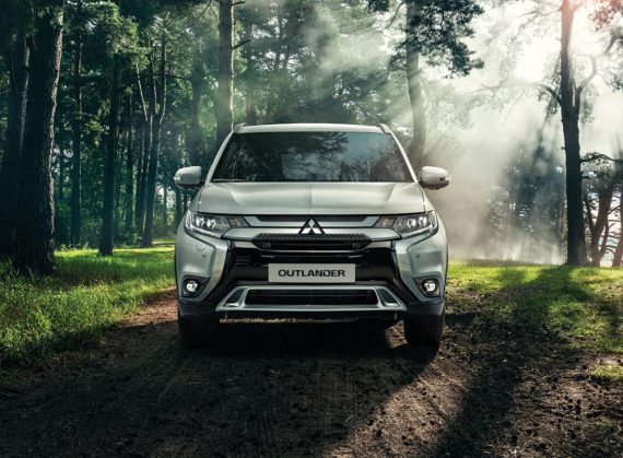 Обновленный Mitsubishi Outlander 2019 в России (фото, цена, комплектация, видео)