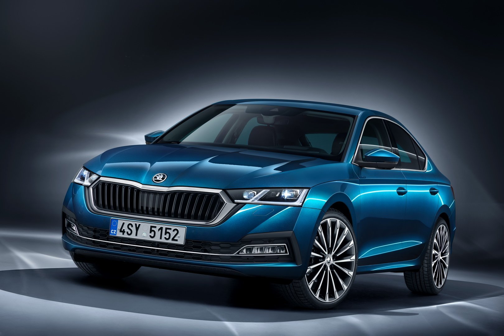 Новые лифтбек и универсал Skoda Octavia 2020 (фото, цена, характеристики)