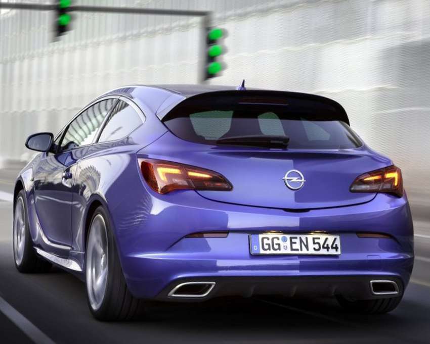 Opel Astra OPC 2012: цена, характеристики, фото, видео