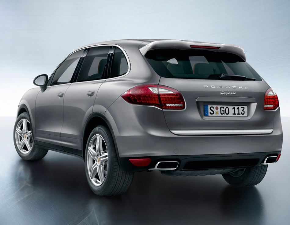 «Платиновый» Porsche Cayenne Platinum Edition 2013 в России