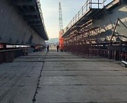 На ЦКАД-4 в Подмосковье идет надвижка пролетов моста через Москву-реку около города Бронницы