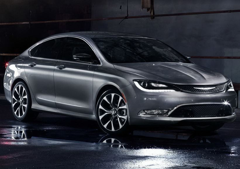 Седан Chrysler 200 2015 представлен в Детройте