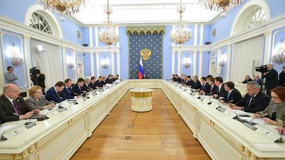 На развитие дорог в регионах направят около 235 млрд рублей – Дмитрий Медведев